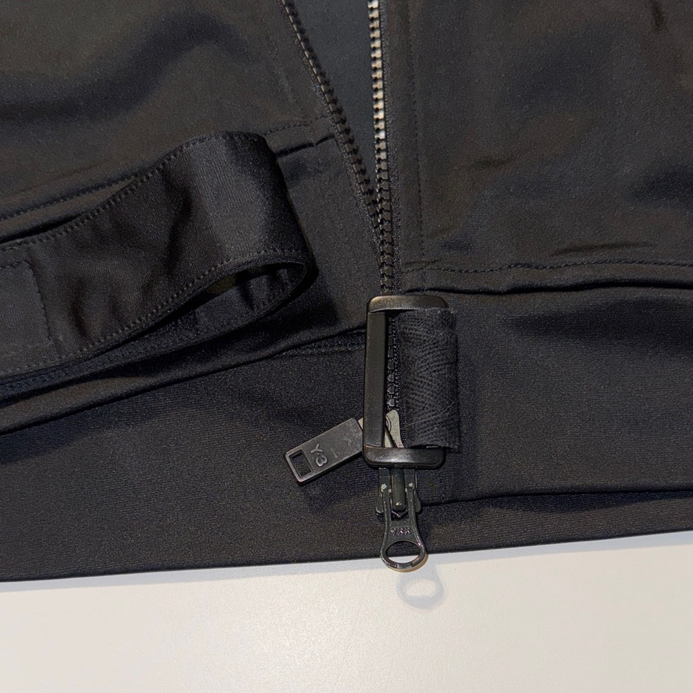 2007 Adidas Y-3 Jacket with Vibrant Orange Emblem inside ZERO FLAWS - Picture 7 of 9